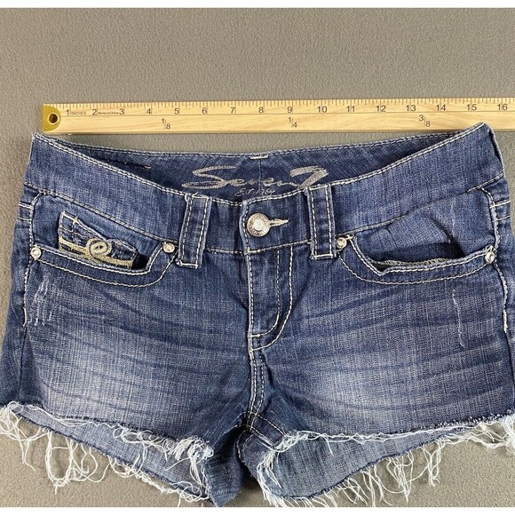 Seven 7 Jean Shorts Womens 30x2 Blue Cut Off Frayed Shortie Booty Med Wash Tag 8 - Picture 4 of 13